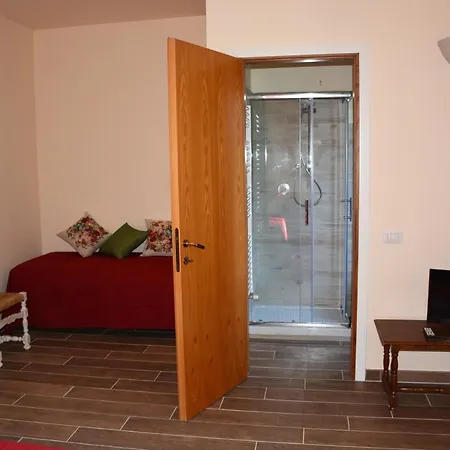 Room In Bb - Bb Il Leccio , Umbria Pensionat *
